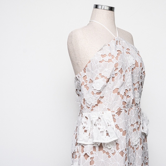 Elliatt Seafarer White Lace Halter Neck Mini Dress XL - Picture 6 of 15